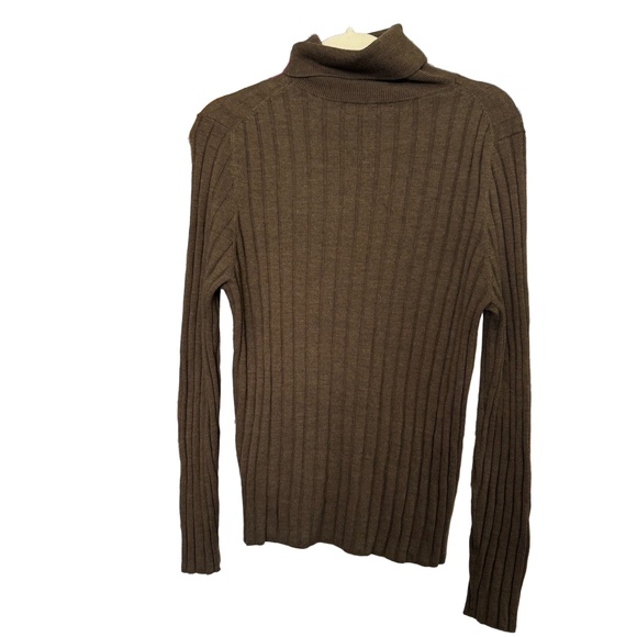 Banana Republic Merino Wool Sweater - Picture 2 of 3